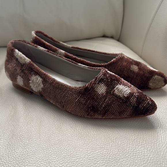 BALDIZ Brown Polka Dot Flats New! - Picture 3 of 9